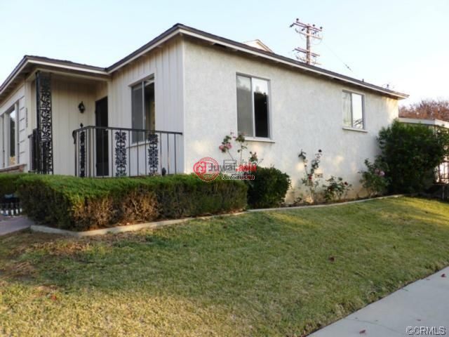 美国加州莱克伍德3卧1卫的房产