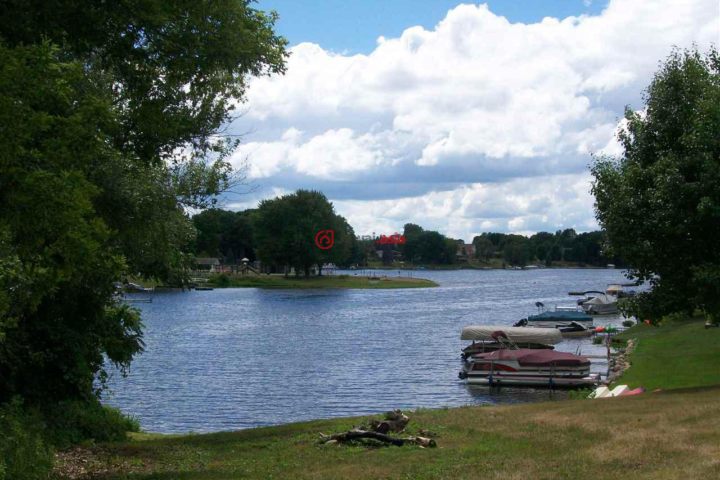 美国密歇根州cement city的房产