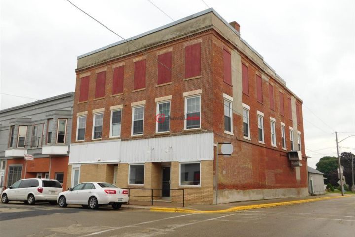 美国威斯康星州hazel green总占地703平方米的商业地产